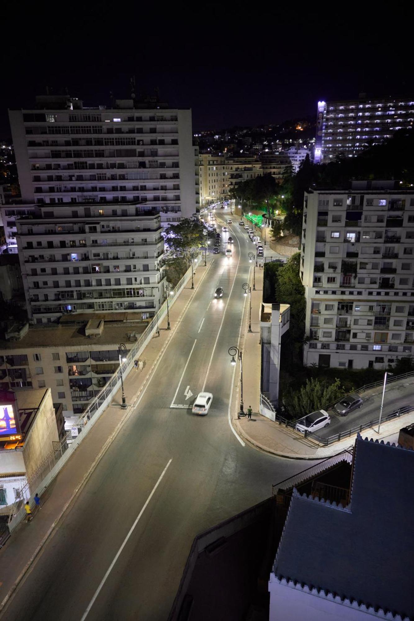 Algiers Hotel Ralf מראה חיצוני תמונה