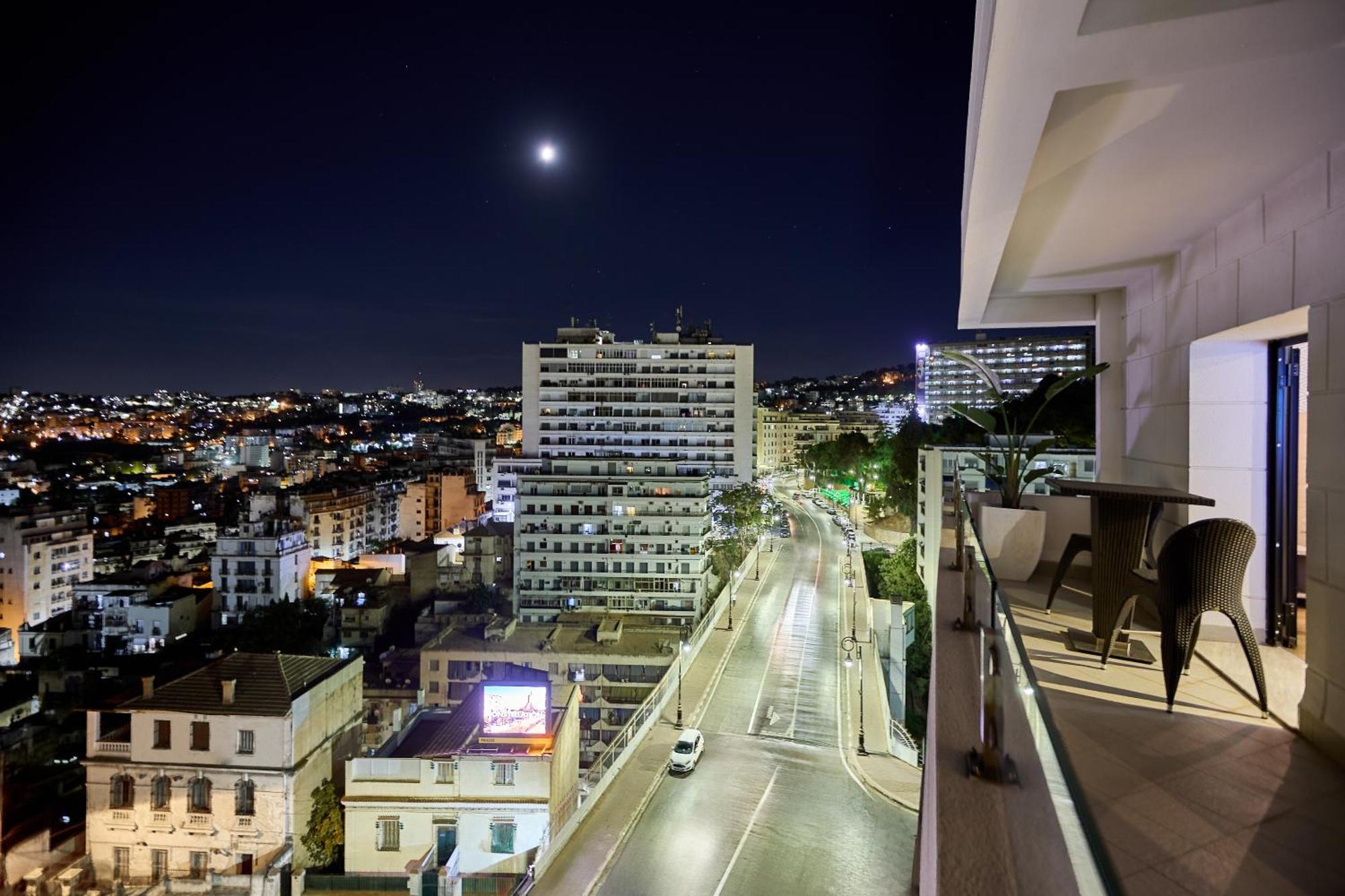 Algiers Hotel Ralf מראה חיצוני תמונה