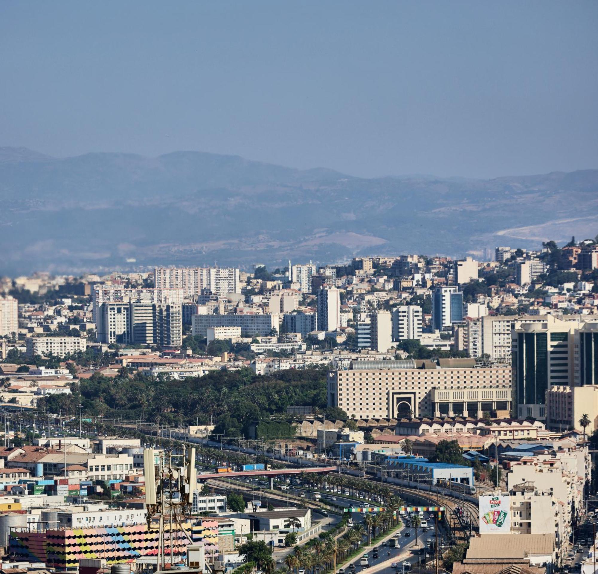 Algiers Hotel Ralf מראה חיצוני תמונה