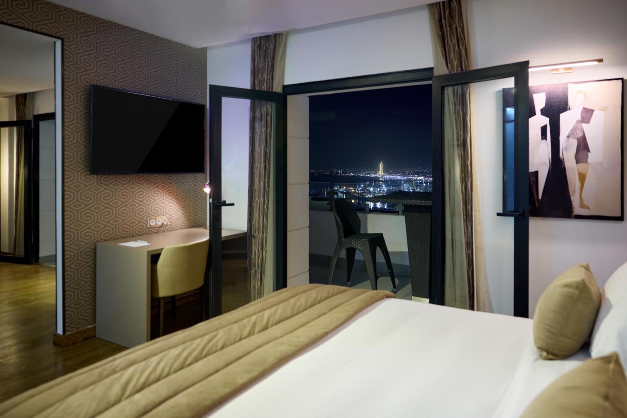 Algiers Hotel Ralf מראה חיצוני תמונה